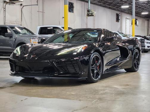Black 2021 Chevrolet Corvette Stingray w/3LT