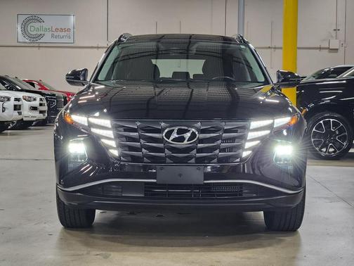 Black 2022 Hyundai TUCSON Hybrid SEL Convenience