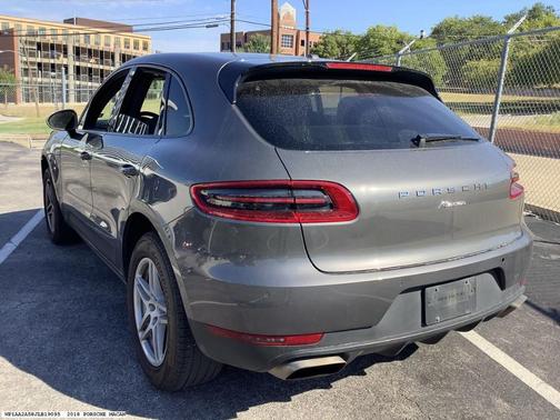 2018 Porsche Macan 