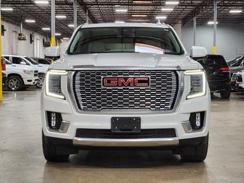 White 2023 GMC Yukon XL Denali