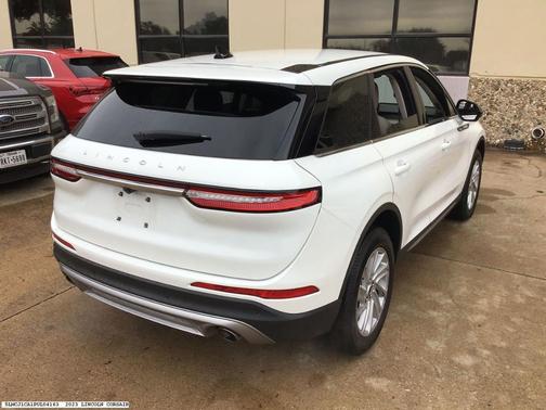 2023 Lincoln Corsair Standard