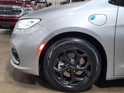 Silver 2021 Chrysler Pacifica Hybrid Touring L