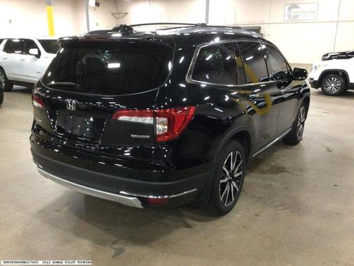 2022 Honda Pilot Touring 7-Passenger
