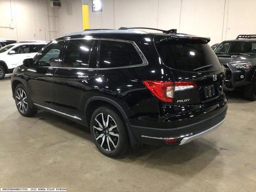 2022 Honda Pilot Touring 7-Passenger