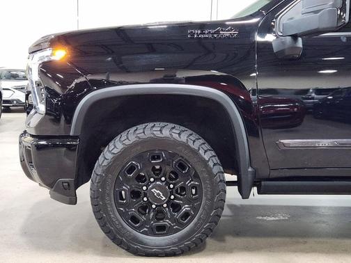2024 Chevrolet Silverado 2500 High Country