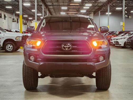 Gray 2020 Toyota Tacoma SR5