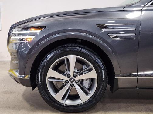 2022 Genesis GV80 2.5T