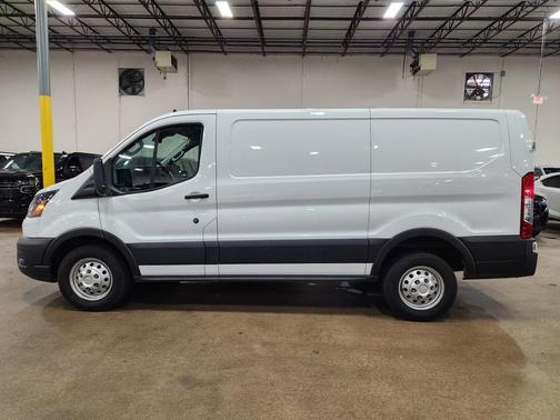 2024 Ford Transit-150 