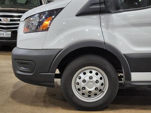 2024 Ford Transit-150 