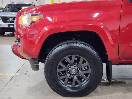 2022 Toyota Tacoma SR5