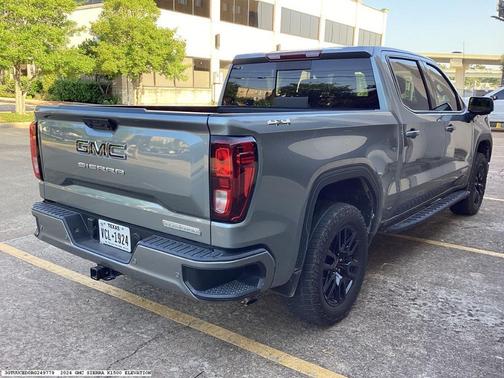 2024 GMC Sierra 1500 Elevation
