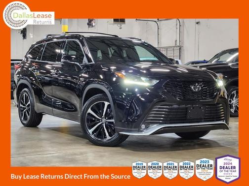 2022 Toyota Highlander XSE