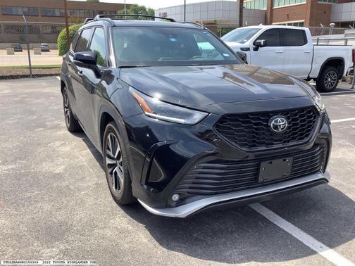2022 Toyota Highlander XSE