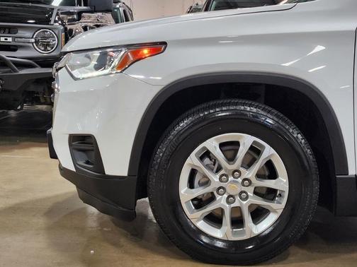 2020 Chevrolet Traverse LS Fleet
