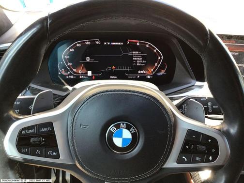2022 BMW X7 M50i
