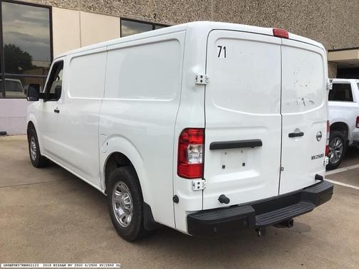 2019 Nissan NV Cargo NV2500 HD SV V6/SV V8