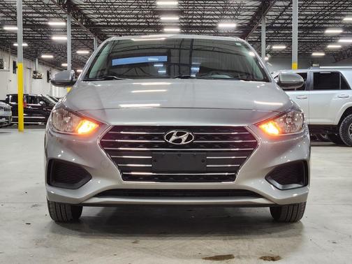 2022 Hyundai Accent SE