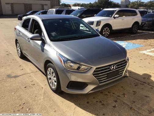 2022 Hyundai Accent SE