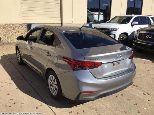 2022 Hyundai Accent SE