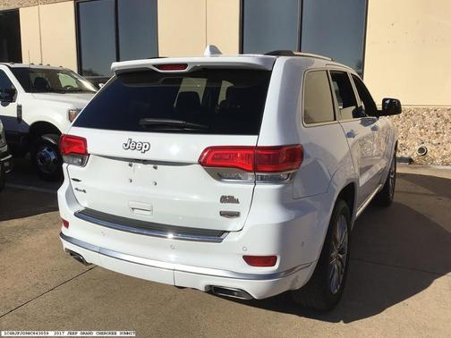 2017 Jeep Grand Cherokee Summit