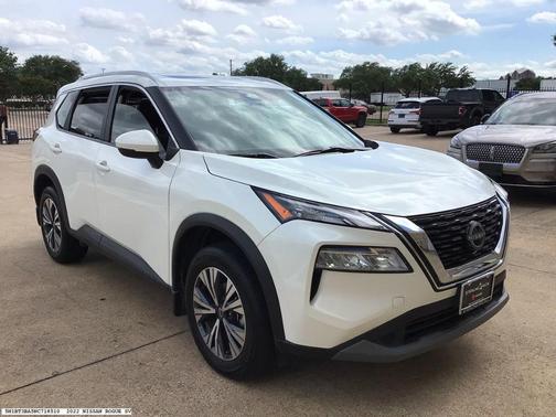 2022 Nissan Rogue SV