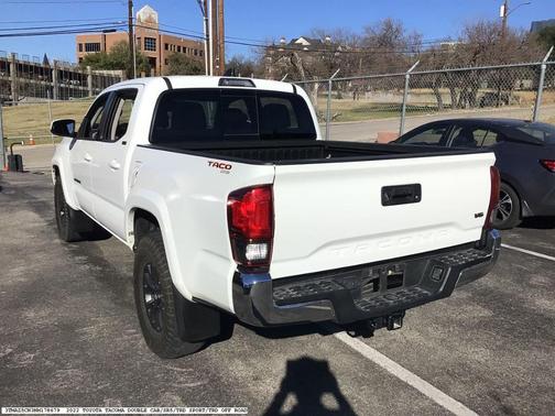 2022 Toyota Tacoma SR5