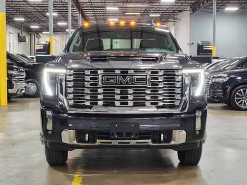 2024 GMC Sierra 3500 Denali