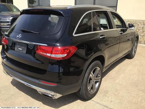 2019 Mercedes-Benz GLC 300 Base
