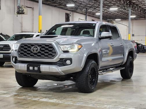 2020 Toyota Tacoma TRD Sport