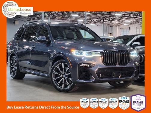2022 BMW X7 M50i