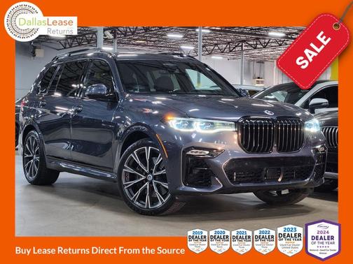 2022 BMW X7 M50i