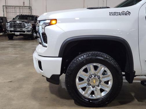 White 2025 Chevrolet Silverado 2500 High Country