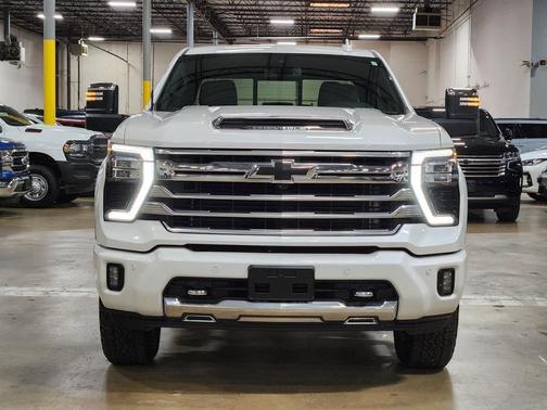 White 2025 Chevrolet Silverado 2500 High Country