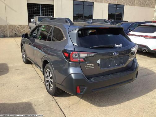 Magnetite Gray Metallic 2022 Subaru Outback Premium