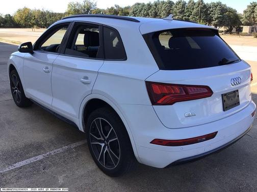 2020 Audi Q5 40 Premium Plus