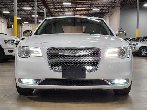 2016 Chrysler 300C Base