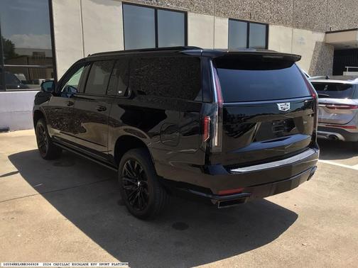 2024 Cadillac Escalade ESV Sport Platinum