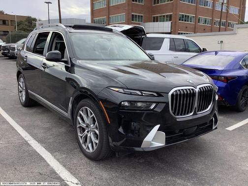 2025 BMW X7 xDrive40i