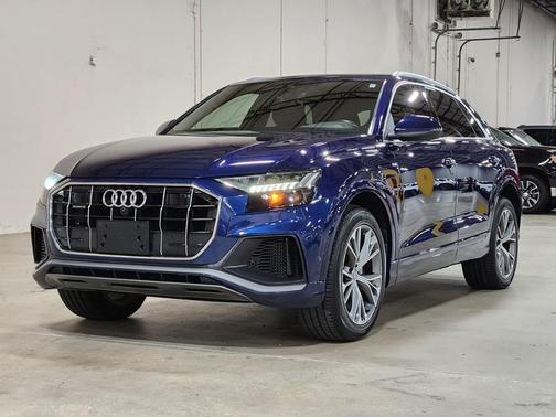 2021 Audi Q8 55 Premium Plus
