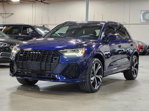 2023 Audi Q3 45 S line Premium Plus