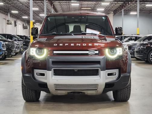 2023 Land Rover Defender First Edition