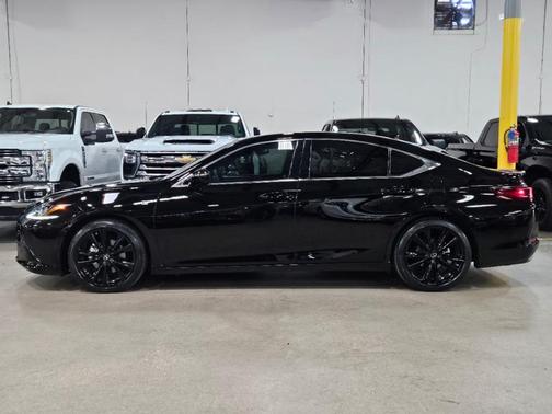 2022 Lexus ES 350 F Sport