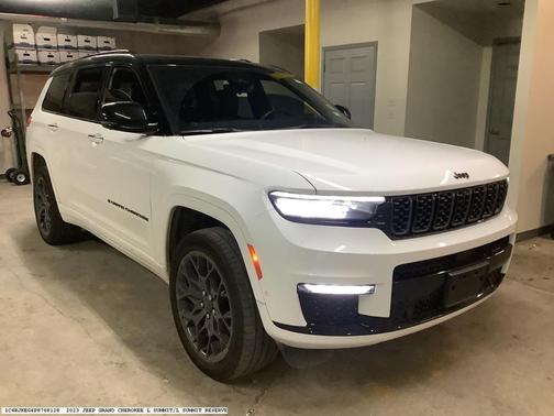2023 Jeep Grand Cherokee L Summit