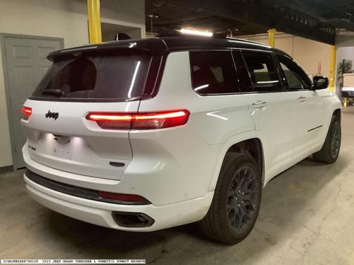 2023 Jeep Grand Cherokee L Summit