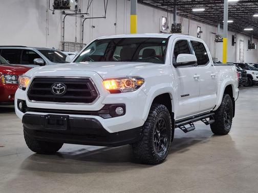 2022 Toyota Tacoma SR5