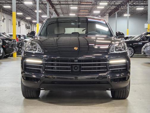 2023 Porsche Cayenne 