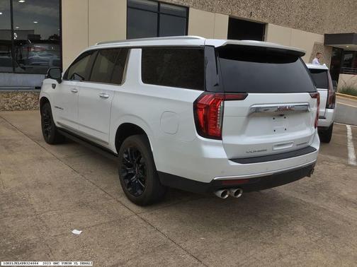 2023 GMC Yukon XL Denali