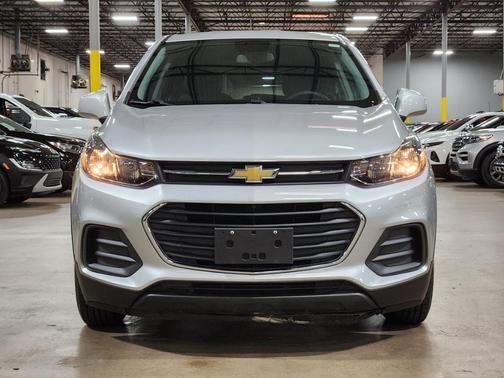 Silver 2022 Chevrolet Trax LS