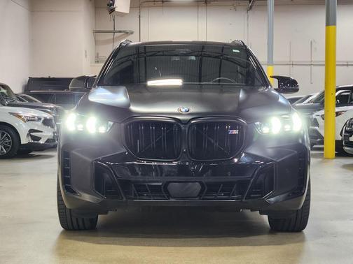 2024 BMW X5 M60i