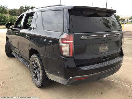 Black 2021 Chevrolet Tahoe Z71